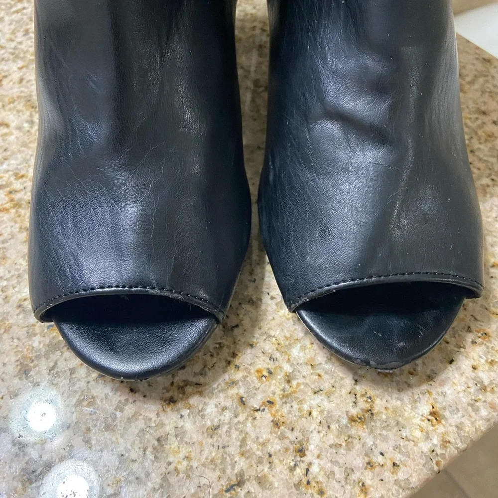 Chinese Laundry 3 Inch Black Heel shoe‎ With Open Toe